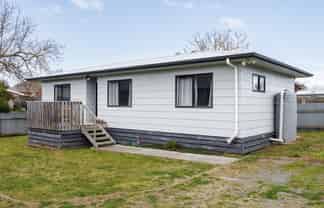 1222A Cunningham Crescent, Mayfair
