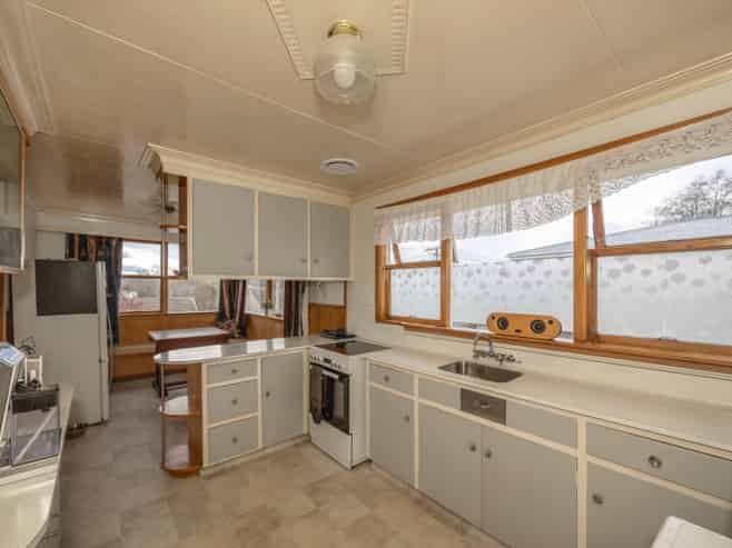 26 Arrow Crescent, Oamaru