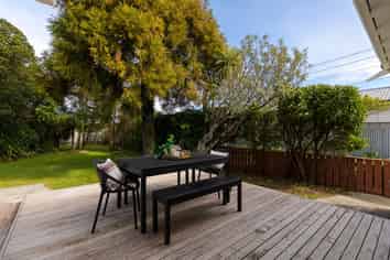 70 Weka Street, The Wood