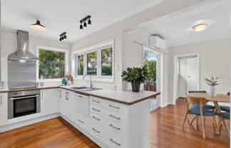 70 Weka Street, The Wood