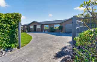 7 Lemonwood Grove, Maungaraki