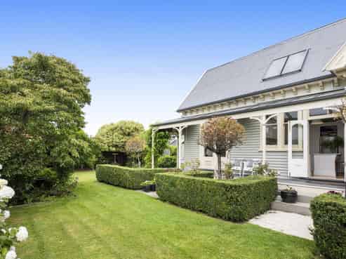172 Blighs Road, Strowan