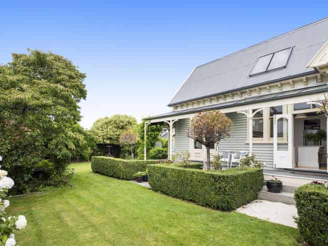 172 Blighs Road, Strowan