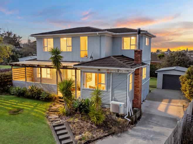 207 Don Buck Road, Massey