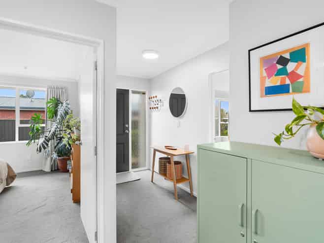 123 Gilberthorpes Road, Hei Hei