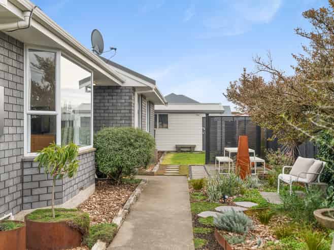 123 Gilberthorpes Road, Hei Hei