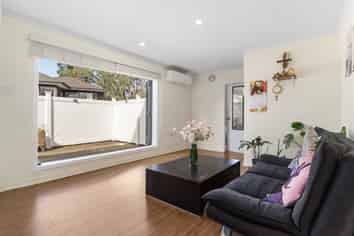 5/6 Cleary Road, Panmure