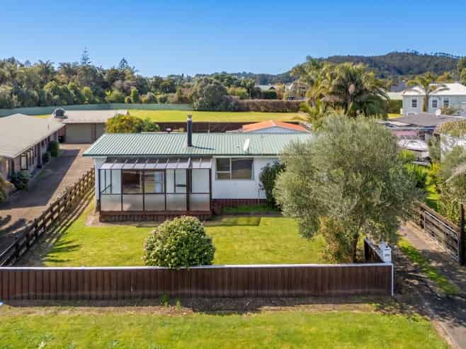 111 Cook Drive, Whitianga