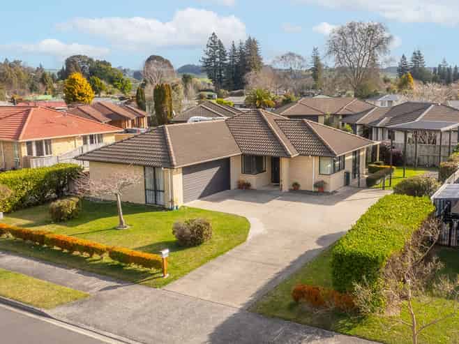 38 Riverholm Drive, Mangakakahi