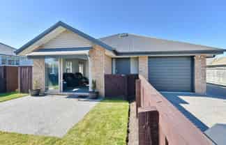 1/44 Burwood Road, Burwood