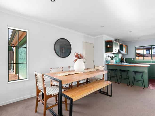 73A Brymer Road, Grandview Heights