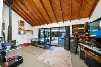 70 Colombo Road, Waiuku