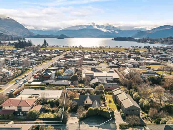 80 Roche Street, Wanaka