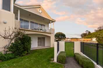 21/100 Customhouse Street, Gisborne