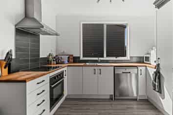 210A Pattison Road, Akina