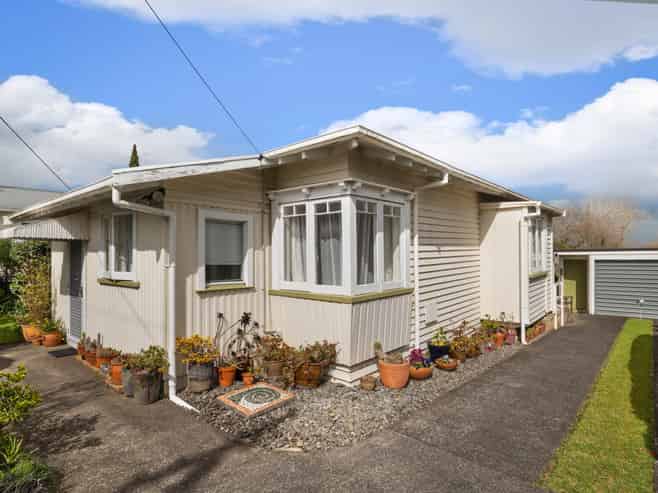 63 Willoughby Street, Paeroa