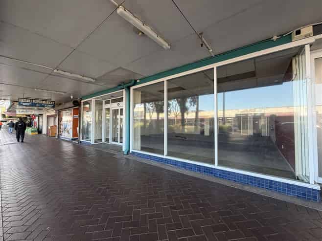 Prominent Town Centre Retail with Carparking