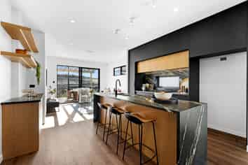 370  Te Taruna Drive , Milldale