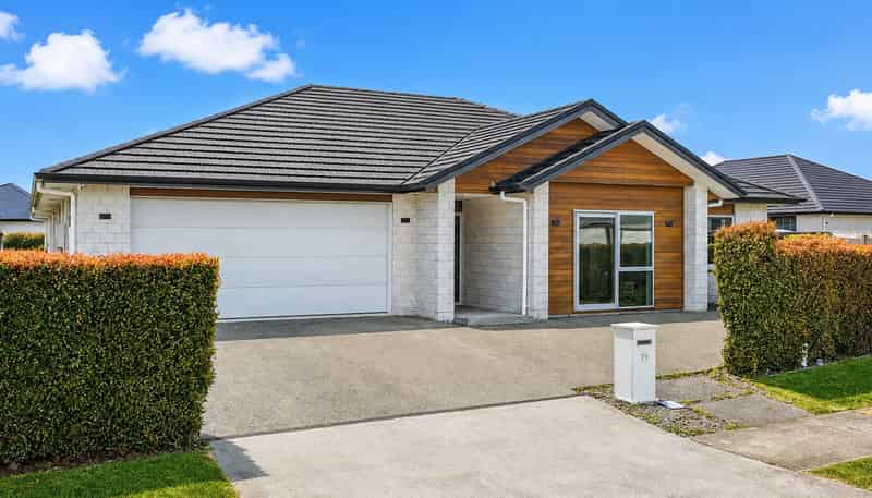 19 Sydney Place, Flagstaff