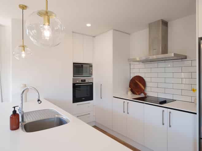 10 Helicon Street, Pegasus
