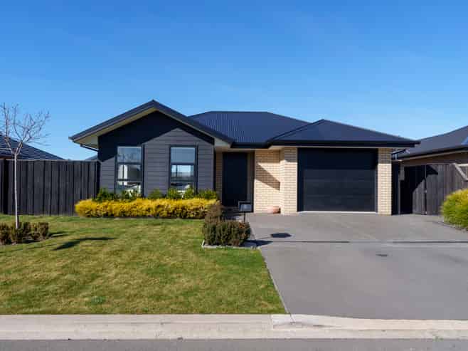 10 Helicon Street, Pegasus