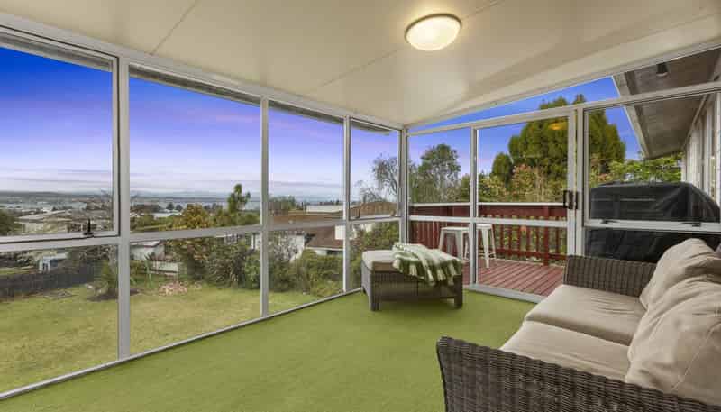 30 Olive Avenue, Nukuhau