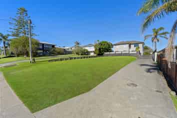 24A Bay Street, Red Beach