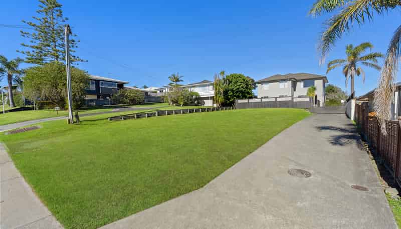 24A Bay Street, Red Beach