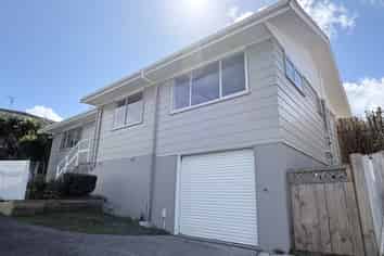 1/25 Regency Place, Sunnynook