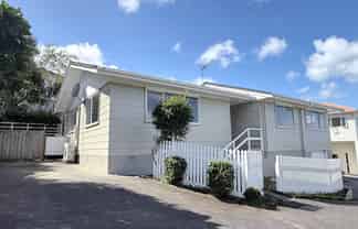 1/25 Regency Place, Sunnynook