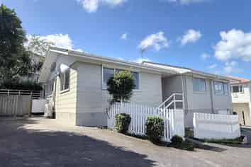 1/25 Regency Place, Sunnynook