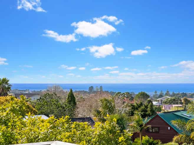 141 Glamorgan Drive, Torbay