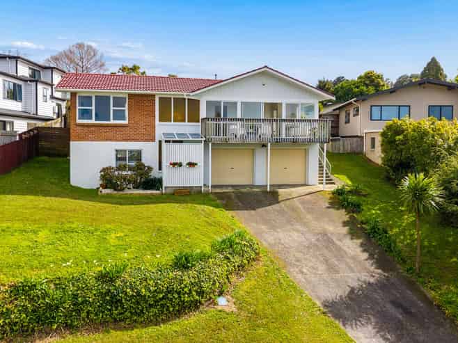 141 Glamorgan Drive, Torbay