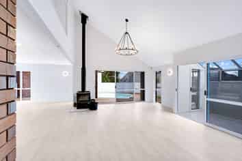 8 Burn-Murdoch Street, Saint Andrews