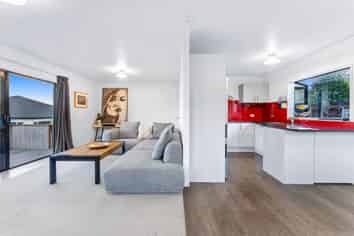 11b Kennedy Avenue, Forrest Hill