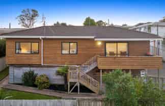 11b Kennedy Avenue, Forrest Hill