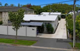 14B Charlemont Street, Whitiora
