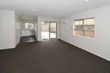 14B Charlemont Street, Whitiora
