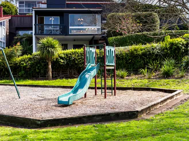 1/135 Exmouth Road, Northcote