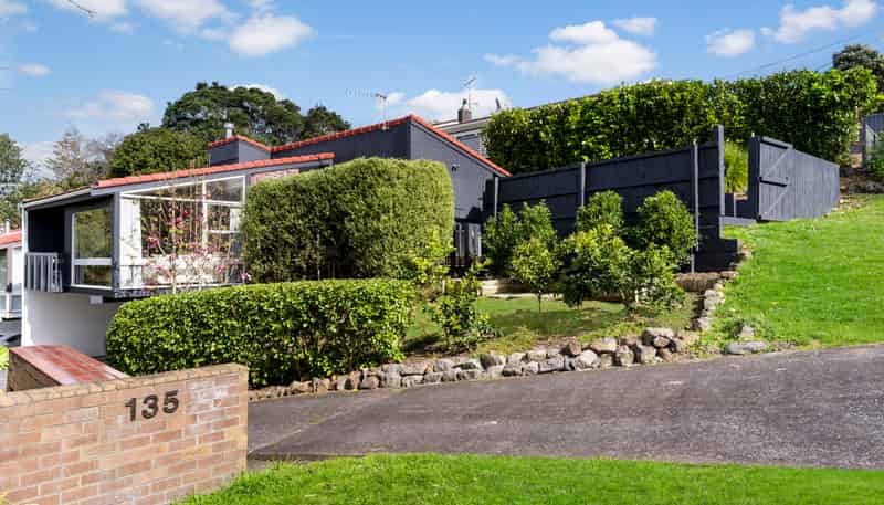 1/135 Exmouth Road, Northcote