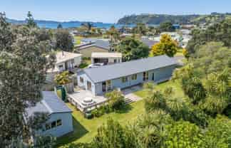 11 Martin Place, Cooks Beach