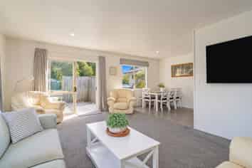 11 Martin Place, Cooks Beach