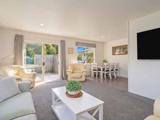 11 Martin Place, Cooks Beach