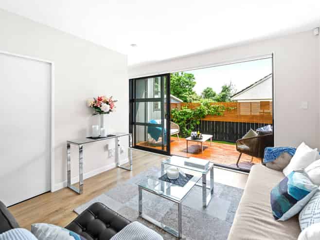 7/8 Bagnall Avenue, Point England