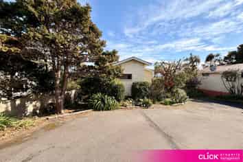 77 Highcliff Road, Andersons Bay
