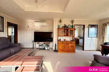 77 Highcliff Road, Andersons Bay