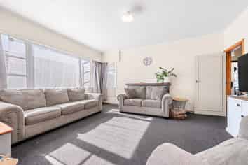 21 Edinburgh Street, Levin