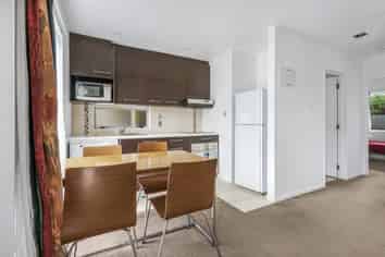 2/18 Lorne Street, Melville