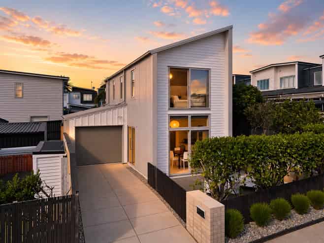 10 Station Street, Hobsonville