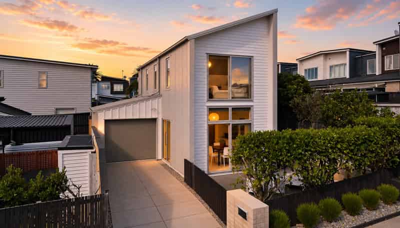 10 Station Street, Hobsonville